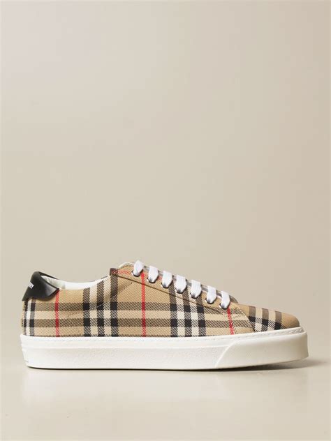 burberry hackensack nj|Burberry shoes outlet store.